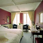 Boutique Belle Epoque Hotel Berna
