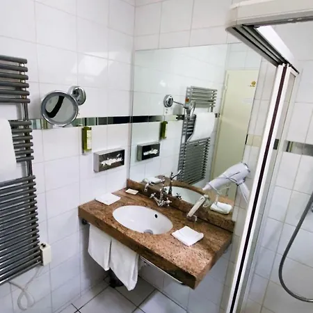 Boutique Belle Epoque 3* برن