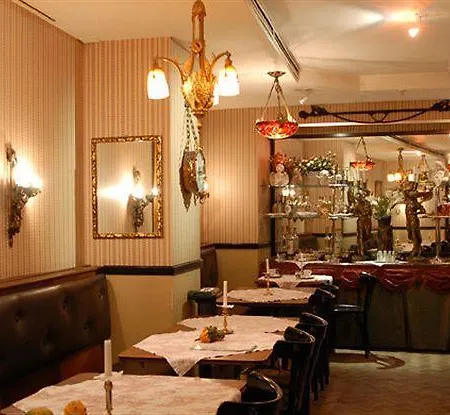 Boutique Belle Epoque 3* برن